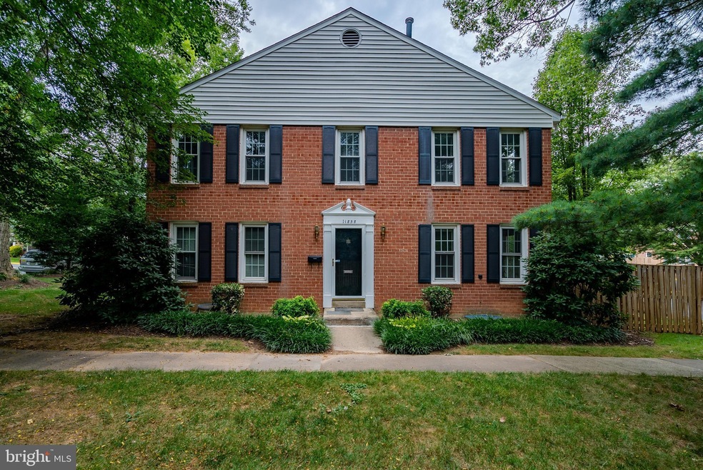 11858 Saint Trinians Ct, Reston, VA 20191 - photo 1