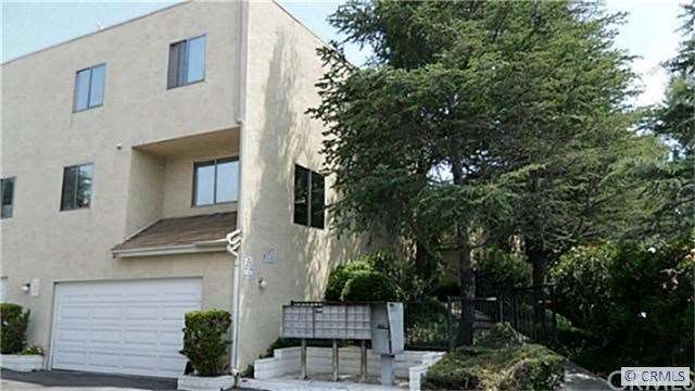Main view from back side of townhome