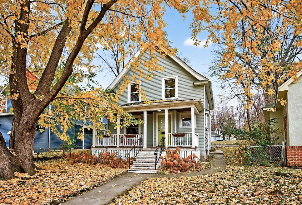 2046 James Ave N, Minneapolis, MN 55411 - photo 1