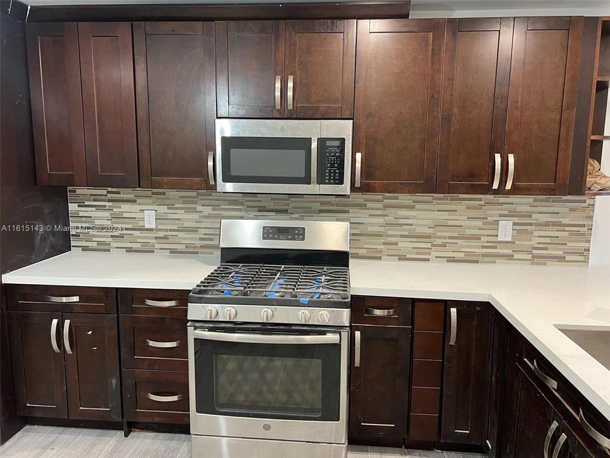 4799 Saratoga Rd, West Palm Beach, FL 33415 - photo 1