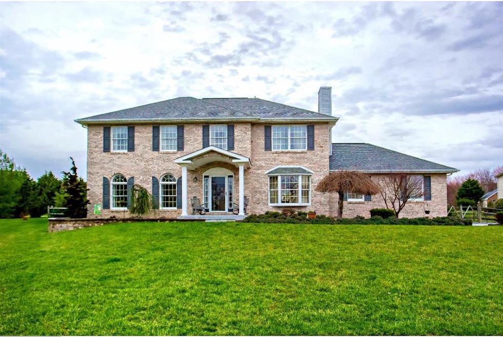 105 Victoria Ct, Bear, DE 19701 - photo 1