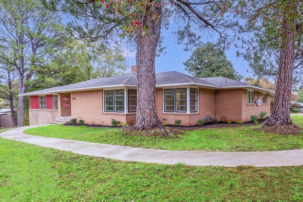 1430 W Hull St, Denison, TX 75020 - photo 1