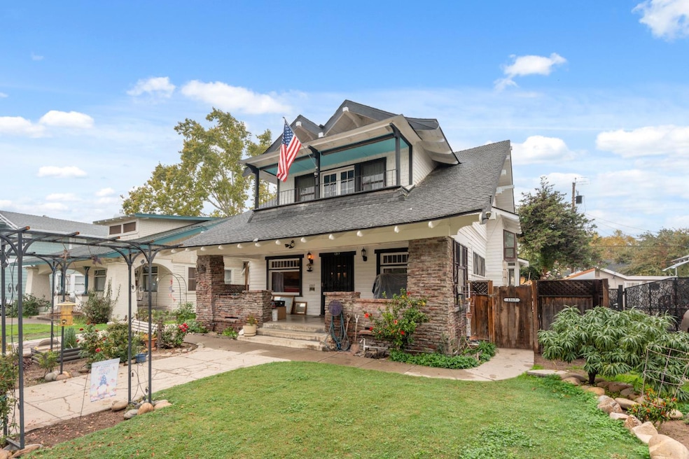 1317 N Wilson Ave, Fresno, CA 93728 - photo 1