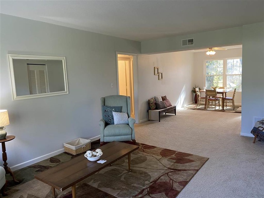 2517 Hydraulic Rd unit 82, Charlottesville, VA 22901 - photo 1