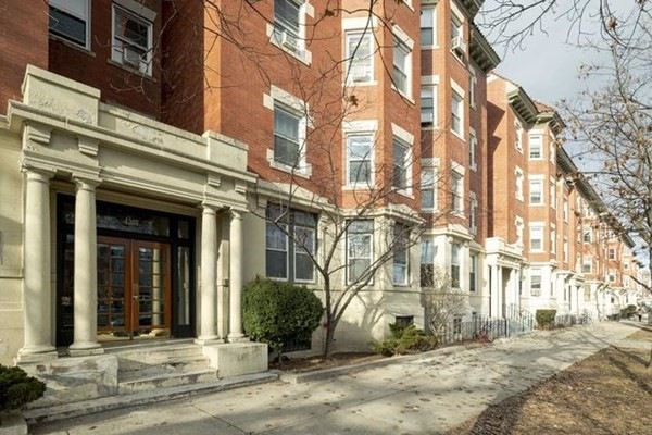 1307 Commonwealth Ave unit 5, Allston, MA 02134 - photo 1