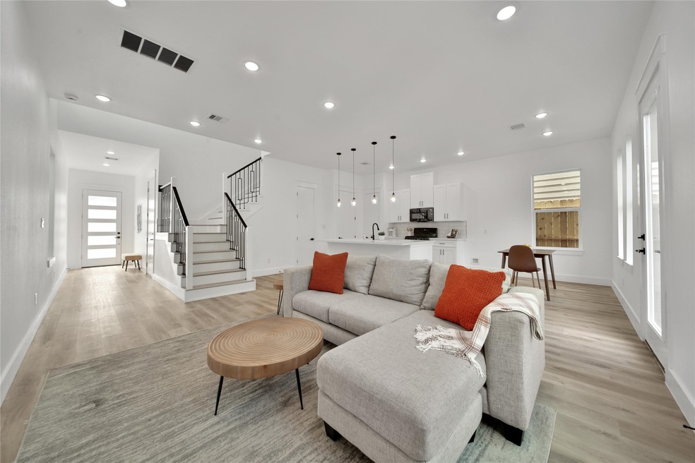 2339 Paul Quinn St, Houston, TX 77091 - photo 1