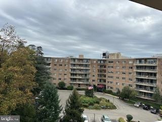 Beaver Hill Condominium unit 607-W, Jenkintown, PA 19046 - photo 1