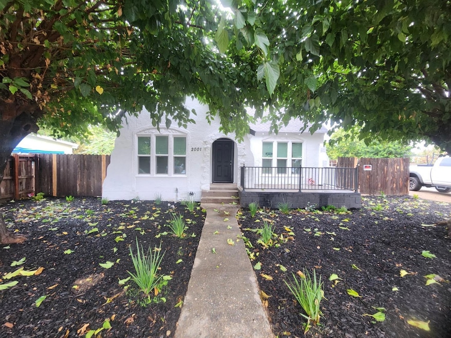 2001 John St, Modesto, CA 95351 - photo 1