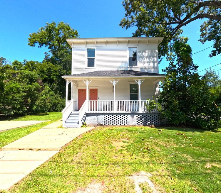 131 E Calhoun St, Thomasville, GA 31792 - photo 1