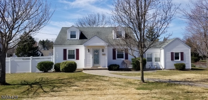 857 Richard St, Raritan, NJ 08869 - photo 1