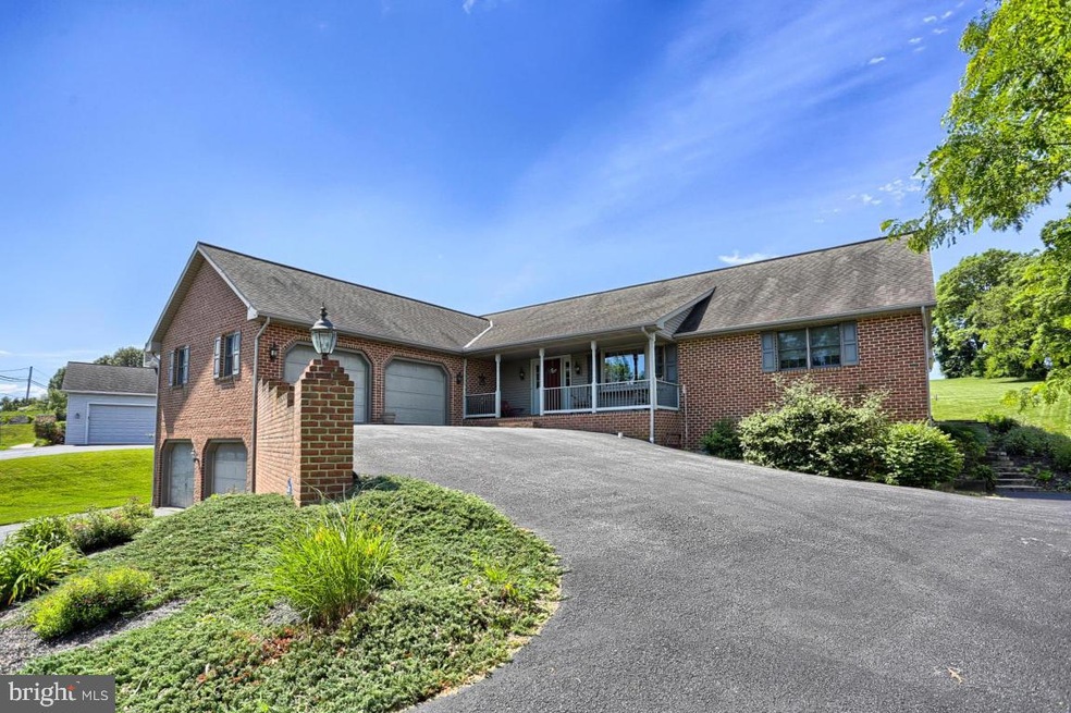 620 Fairview Rd, Mount Joy, PA 17552 - photo 1