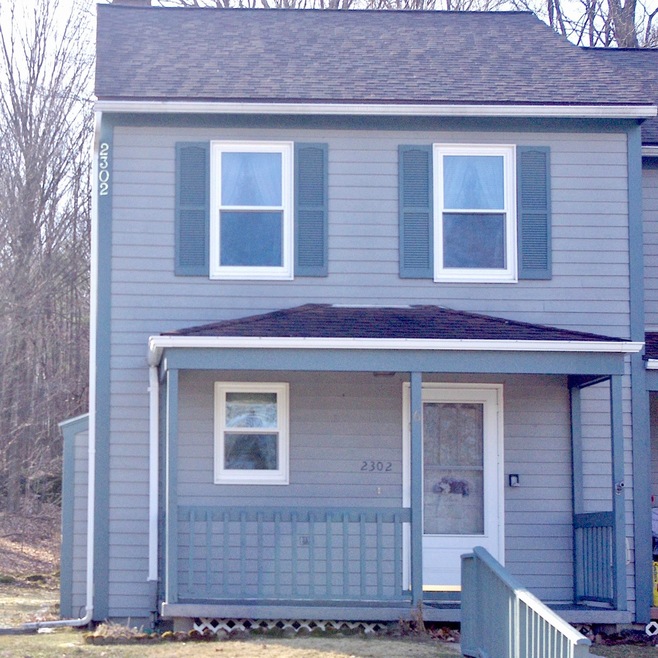 2302 Kellogg Rd unit 6, Saint Albans, VT 05478 - photo 1