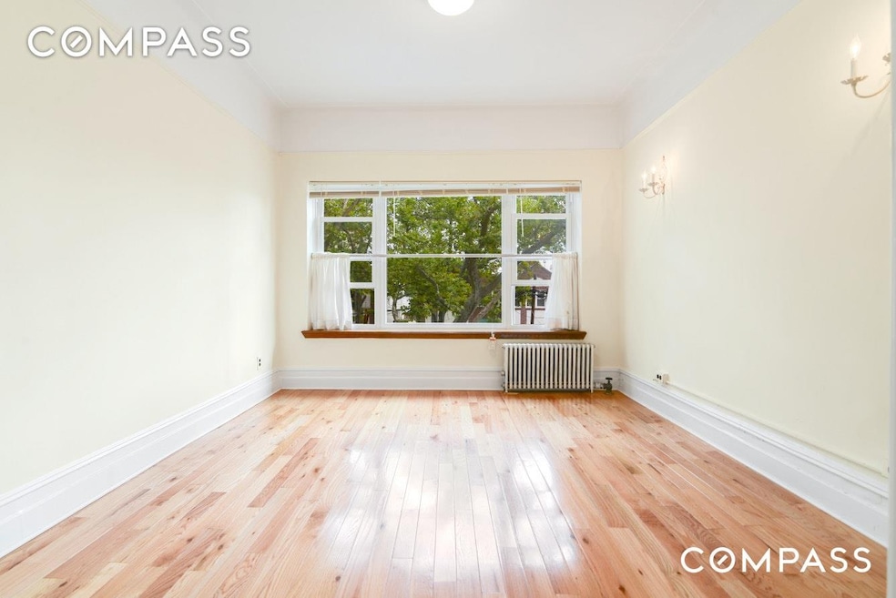 35-10 21st Ave unit 2A, Long Island City, NY 11105 - photo 1