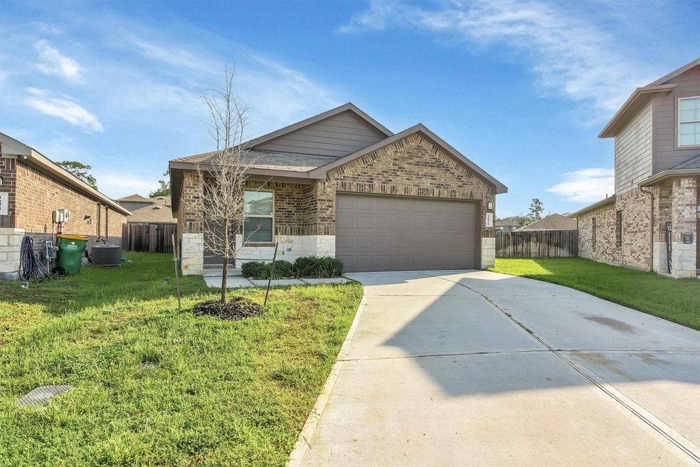 16831 Silent Pines Ct, Conroe, TX 77302 - photo 1