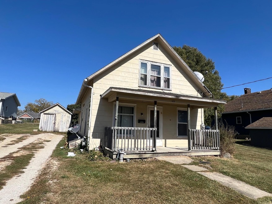 117 Cedar St, West Union, IA 52175 - photo 1