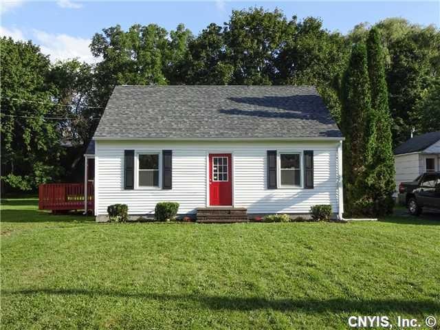 Exterior Front Welcome to 107 Elton Avenue! This a
