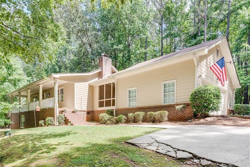 1861 Honey Creek Rd SW, Conyers, GA 30094 - photo 1