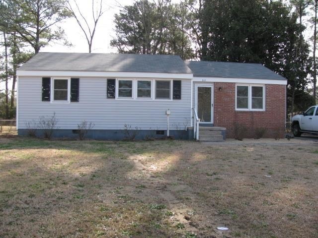 804 Barn St, Jacksonville, NC 28540 - photo 1