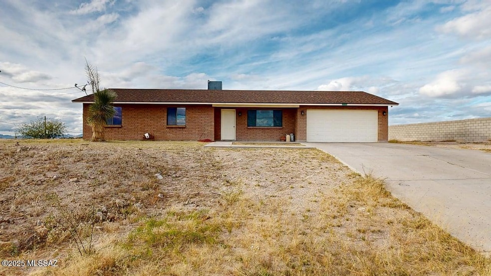 1000 Calle Coyote, Rio Rico, AZ 85648 - photo 1