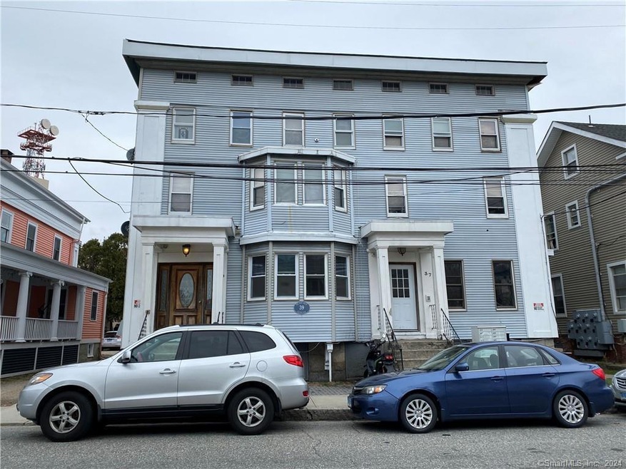 39 Tilley St unit 3, New London, CT 06320 - photo 1