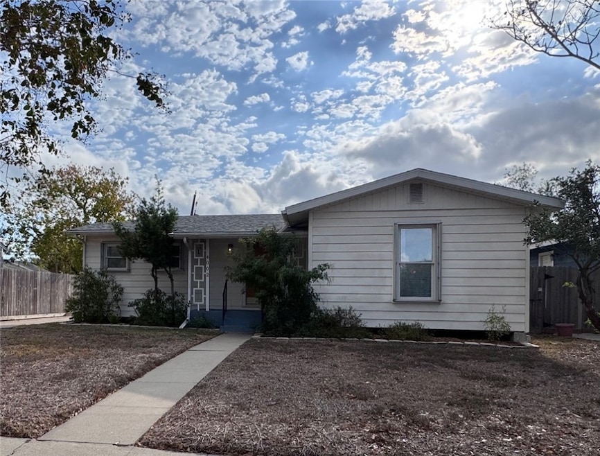 For Rent $1,600/month