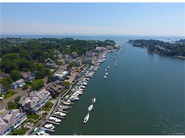 135 Rowayton Ave unit B, Norwalk, CT 06853 - photo 1