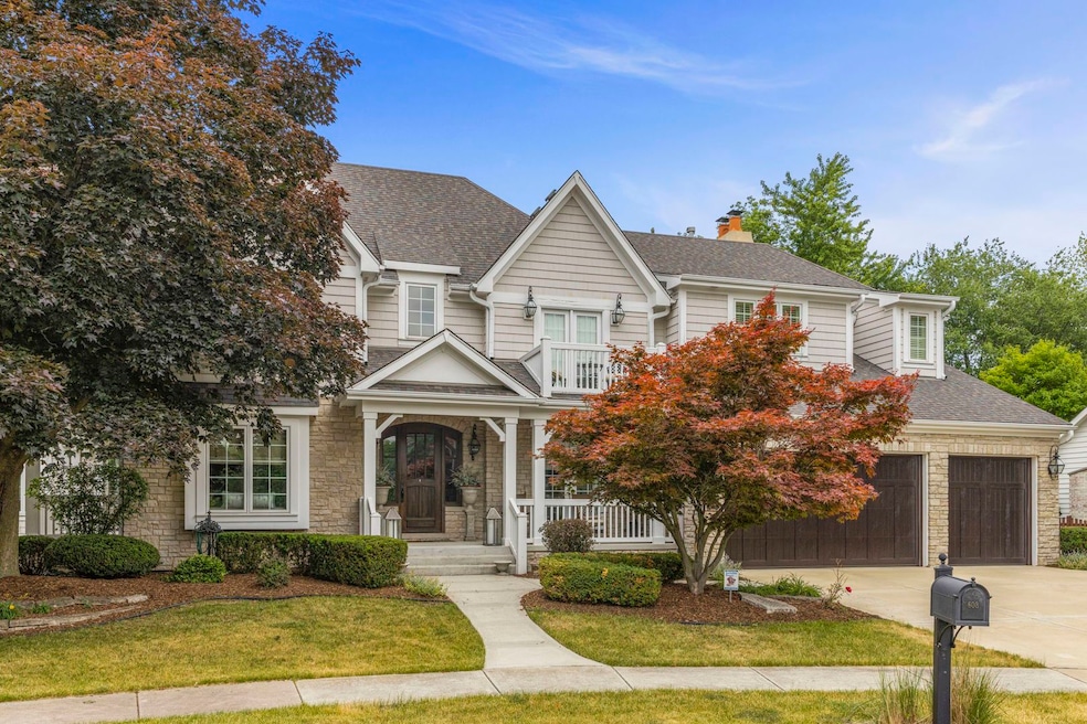 608 Balmoral Cir, Naperville, IL 60540 - photo 1