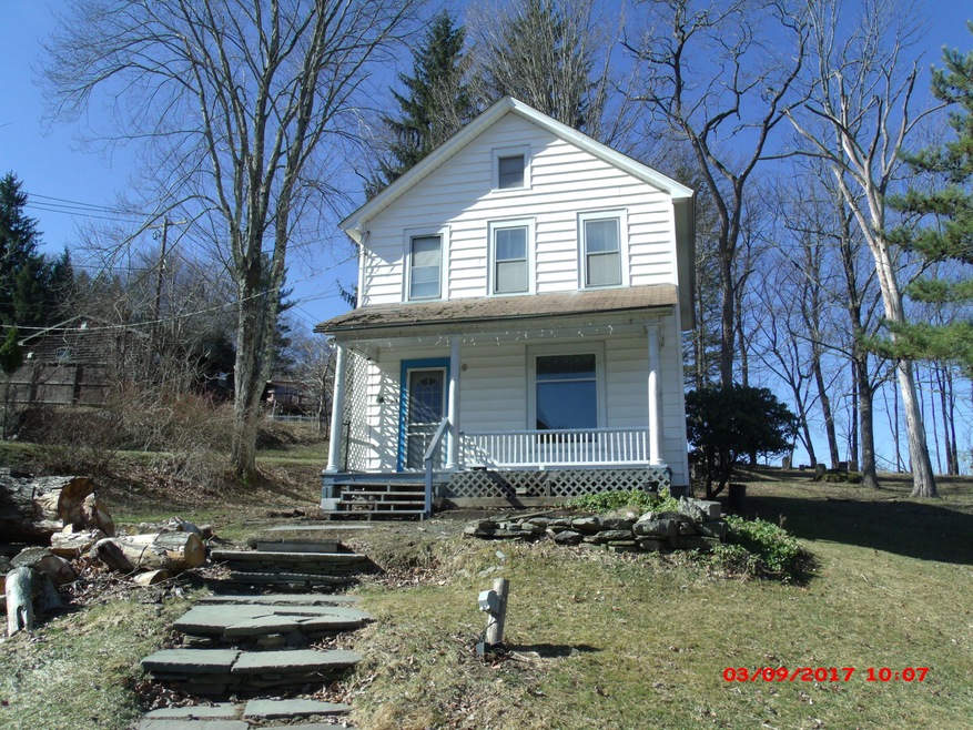 214 Ridge St, Honesdale, PA 18431 - photo 1