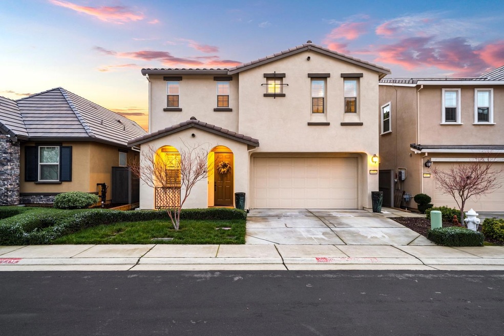 Sold $693,000 • Co-Listing Agent