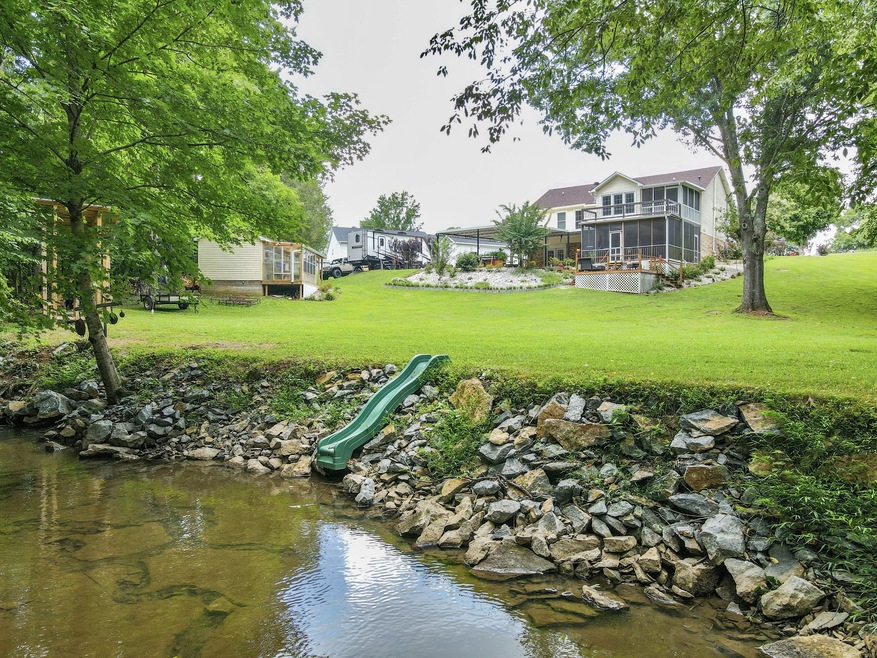 1405 Creekview Ct, Columbia, TN 38401 - photo 1