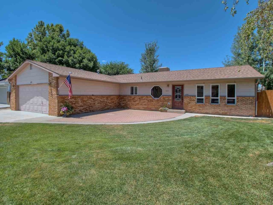 619 Wagon Way, Grand Junction, CO 81504 - photo 1