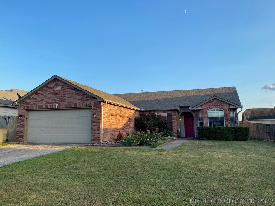 20408 E 42nd St S, Broken Arrow, OK 74014 - photo 1