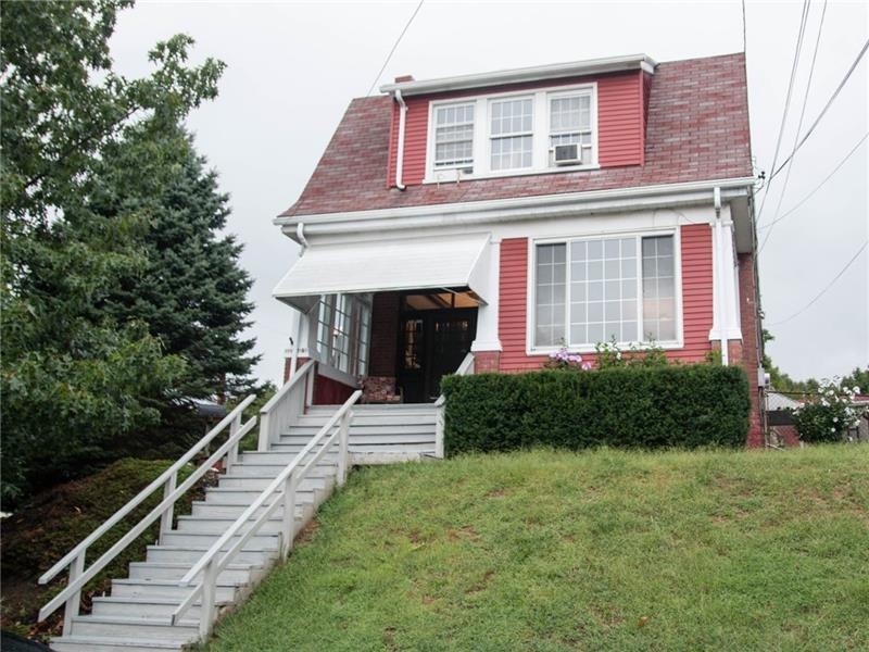 Victorian Charm with Lots of Upgrades. Excellent O