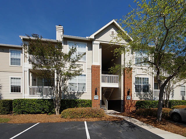 Long Grove Front