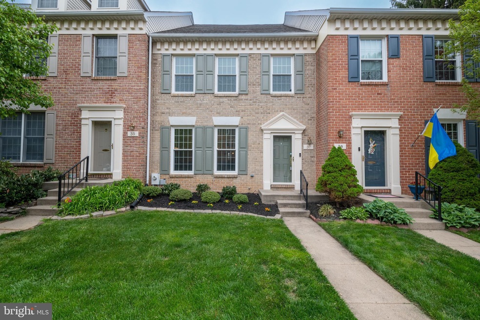 37 Tenby Ct, Lutherville Timonium, MD 21093 - photo 1