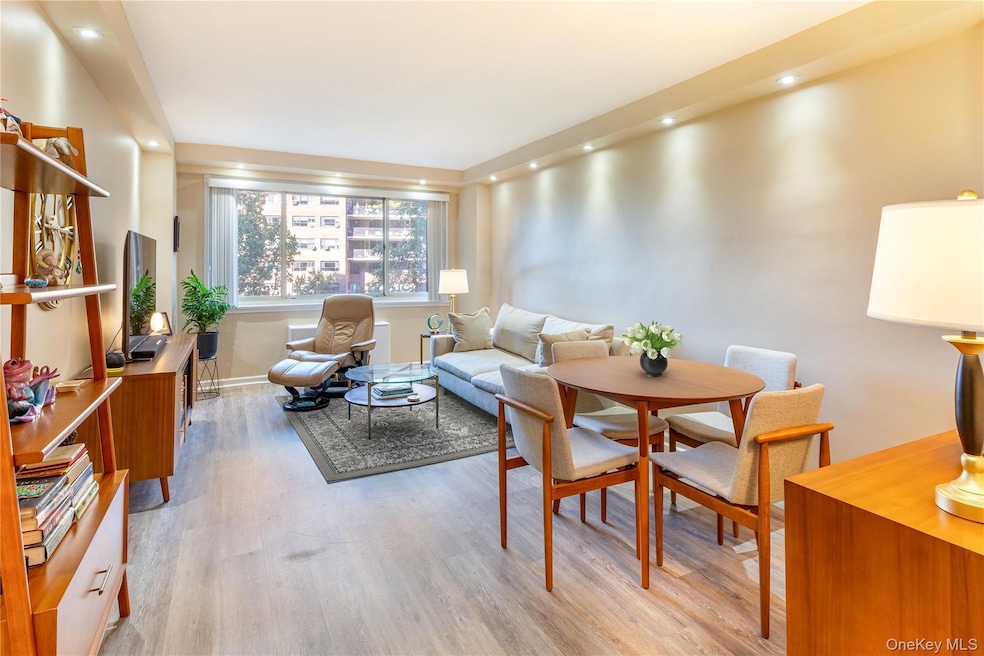 For Sale $325,000 • Co-Listing Agent