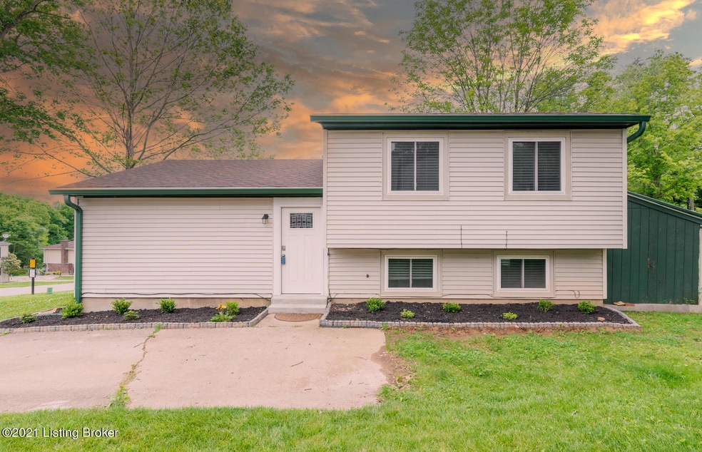 7427 E Orchard Grass