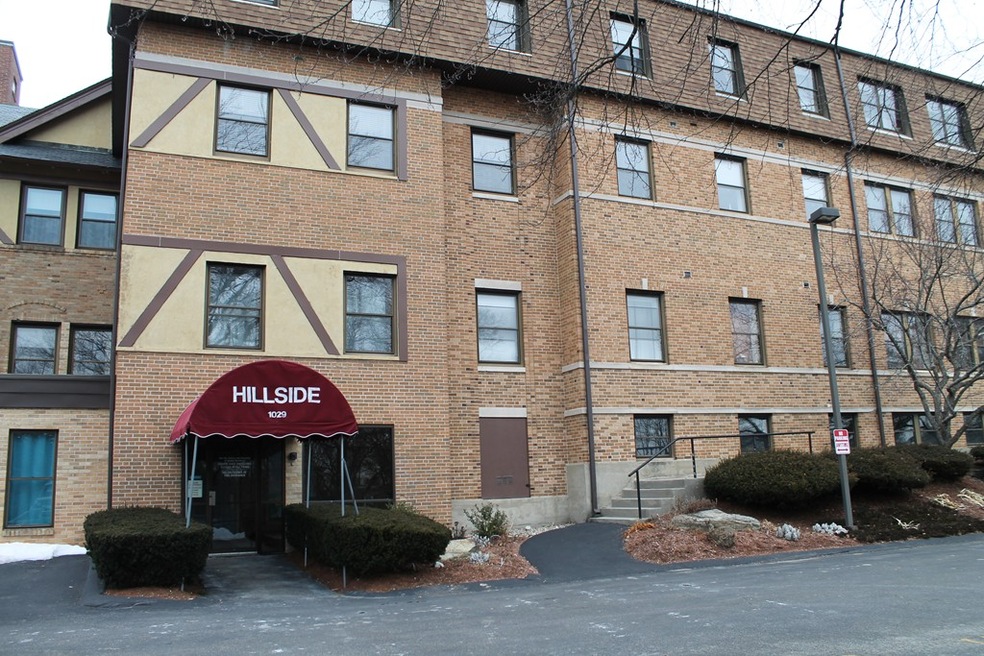 1029 Pleasant St unit 26, Worcester, MA 01602 - photo 1