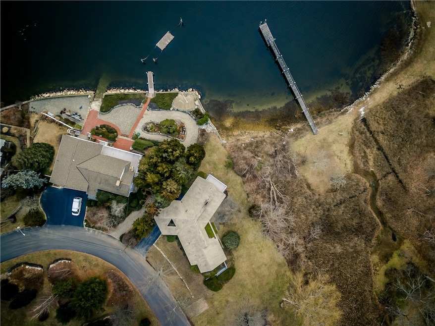 12 Blount Cir, Barrington, RI 02806 - photo 1