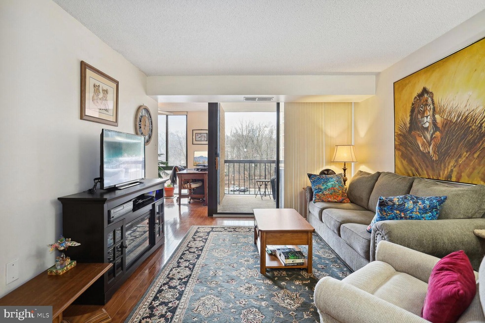 The Brittany unit 117, Arlington, VA 22204 - photo 1