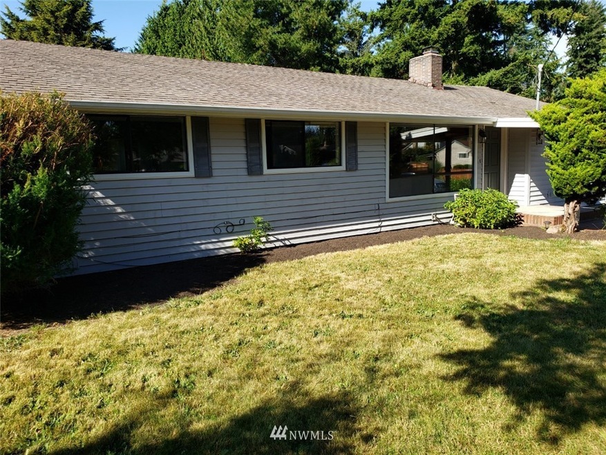 8213 218th St SW, Edmonds, WA 98026 - photo 1
