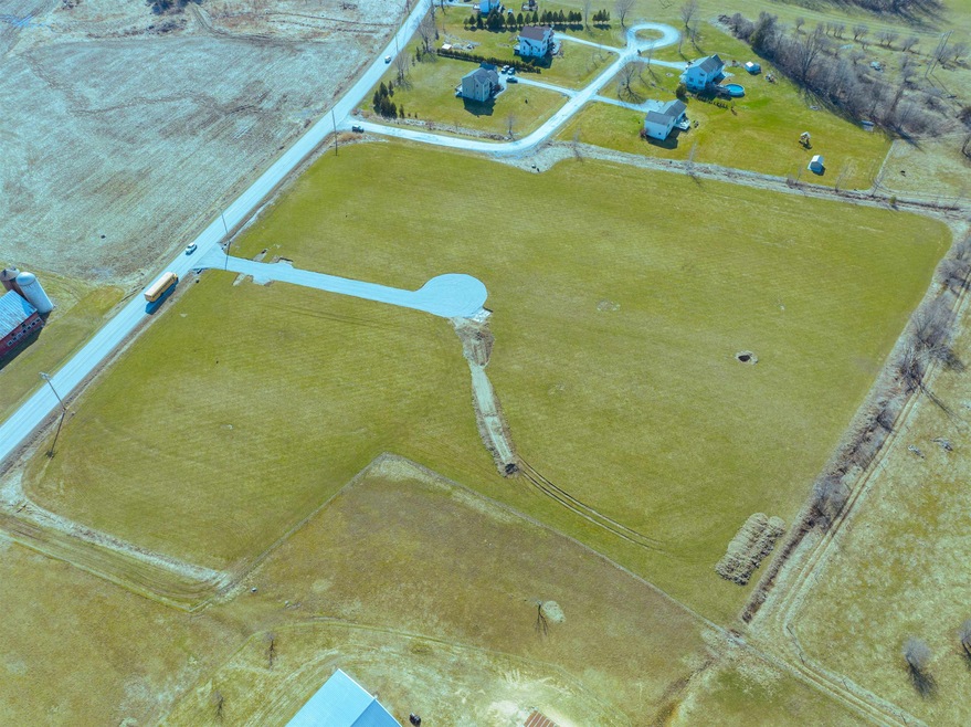 125 Woods Hill Rd unit 2, Swanton, VT 05488 - photo 1