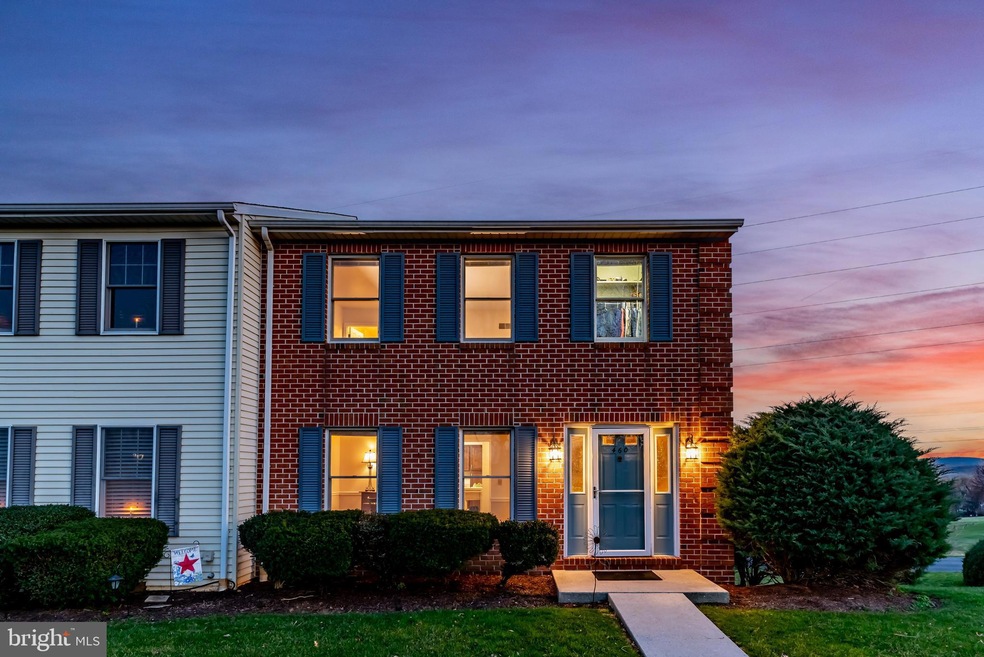 460 Allenview Dr, Mechanicsburg, PA 17055 - photo 1