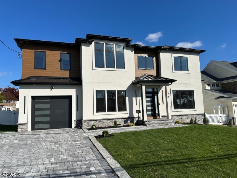 70 Anderson Dr, Clifton, NJ 07013 - photo 1