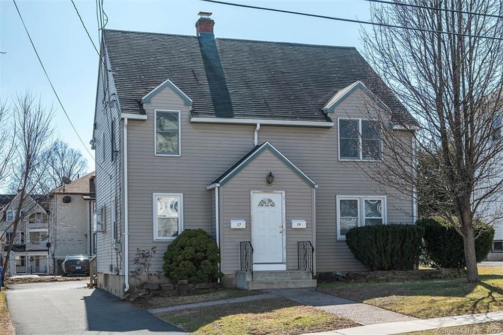 39 Court Park, West Hartford, CT 06119 - photo 1