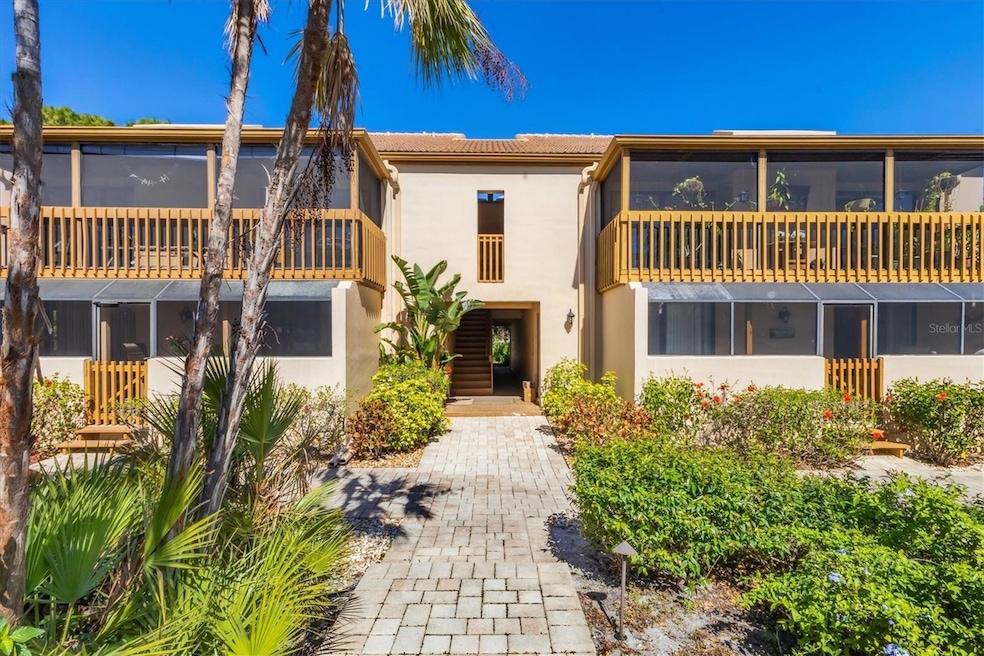 3073 Willow Green unit 36, Sarasota, FL 34235 - photo 1