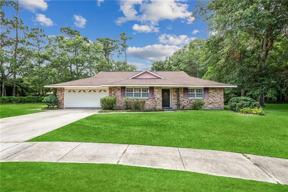 110 Hemlock Ct, Slidell, LA 70458 - photo 1