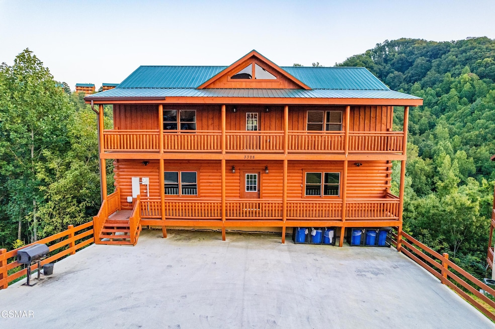 3328 Smoky Ridge Way, Sevierville, TN 37862 - photo 1
