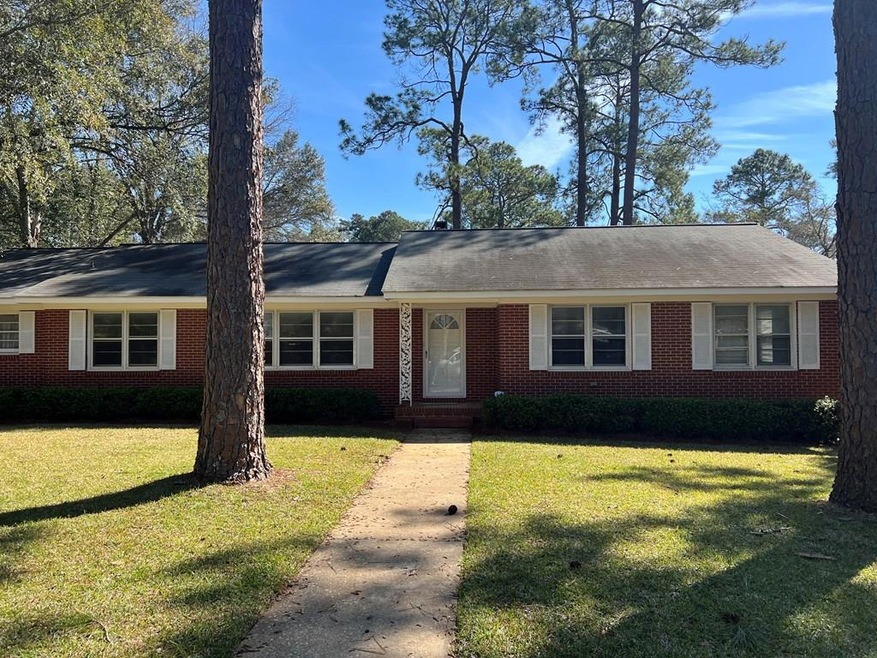 1020 Summit Dr, Albany, GA 31707 - photo 1