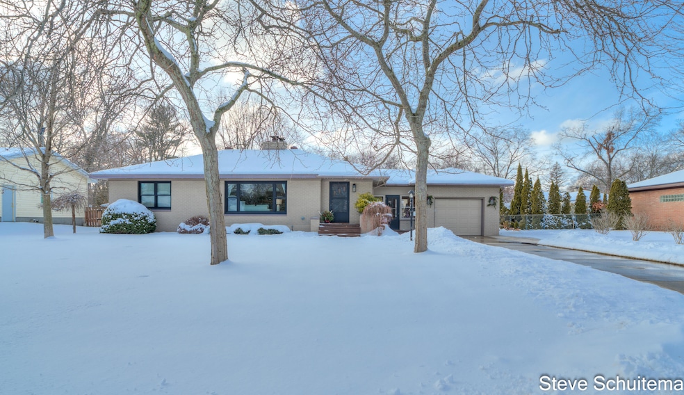 3485 E Manitou Circle (1 of 74)